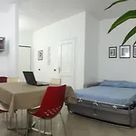 Machiavelli House - Intero Appartamento Cagliari